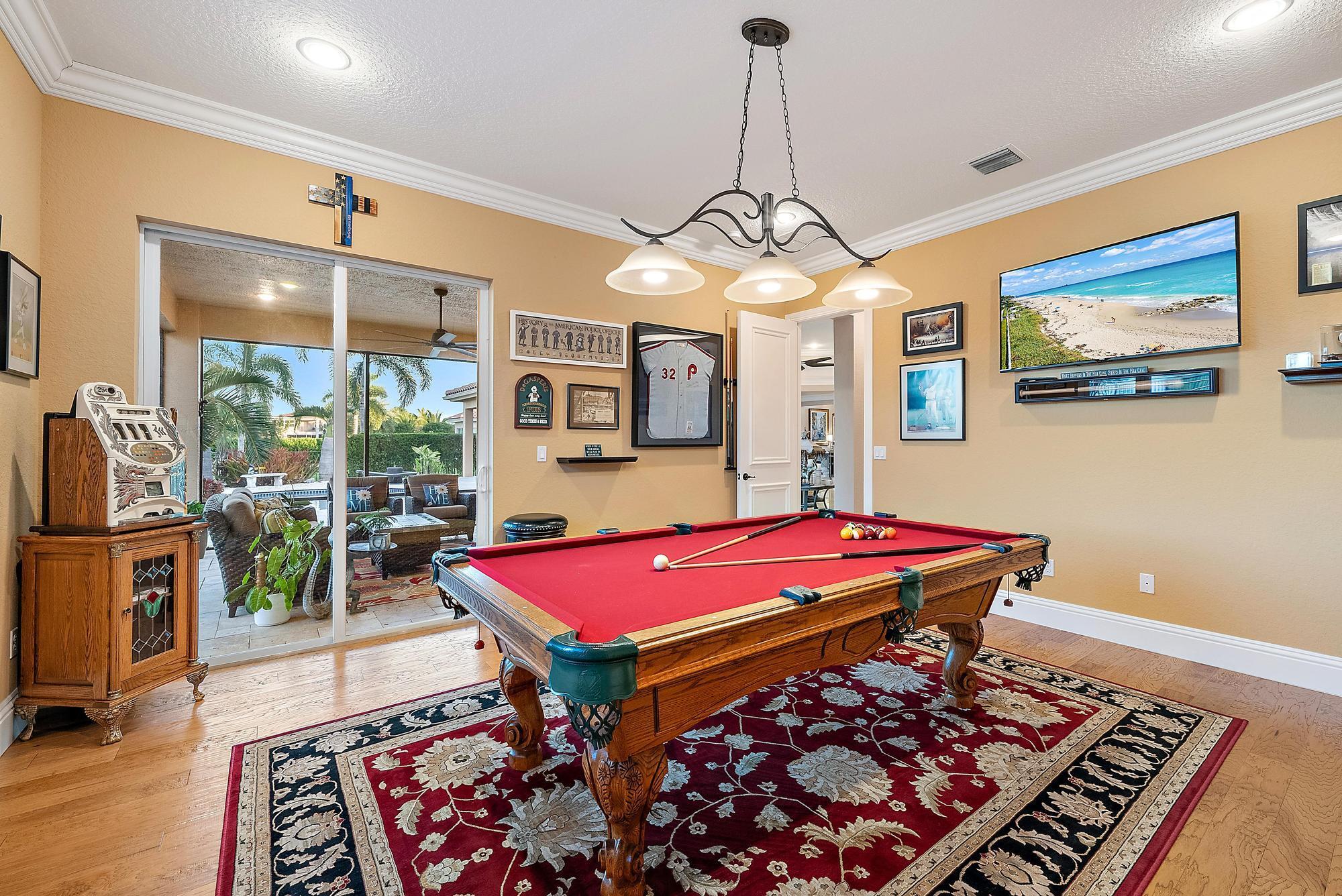 BAYHILL ESTATES - Residential