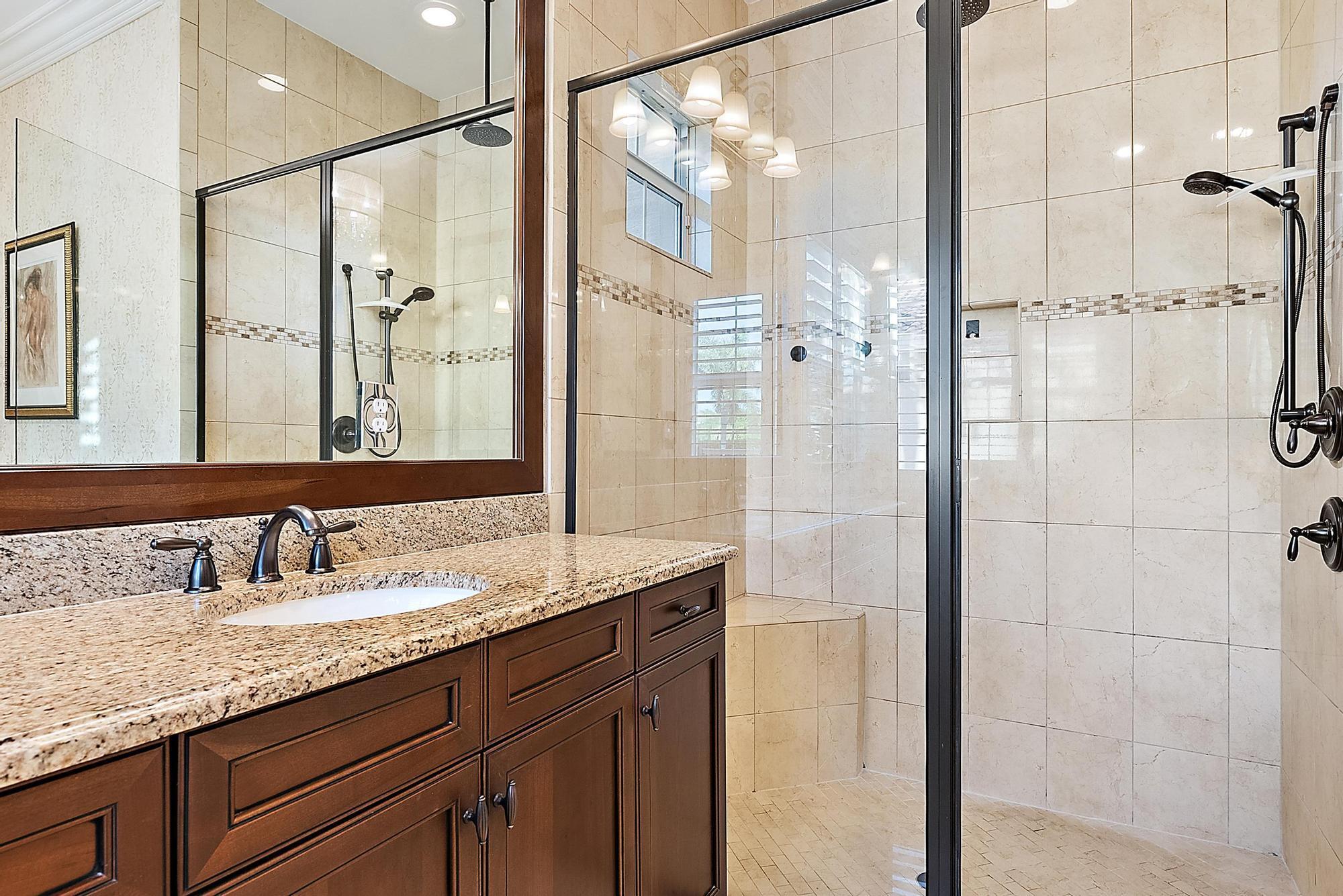 BAYHILL ESTATES - Residential