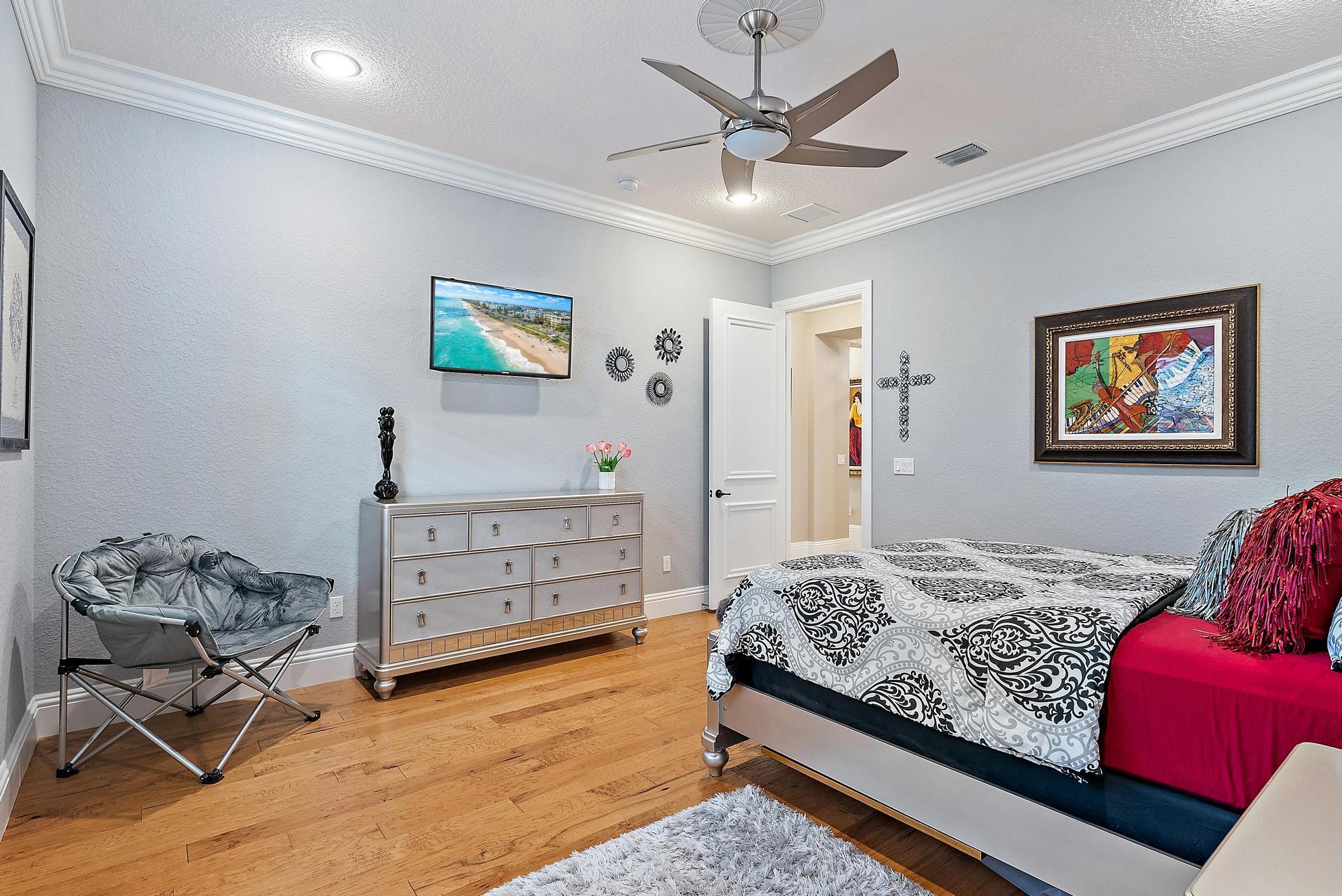 BAYHILL ESTATES - Residential