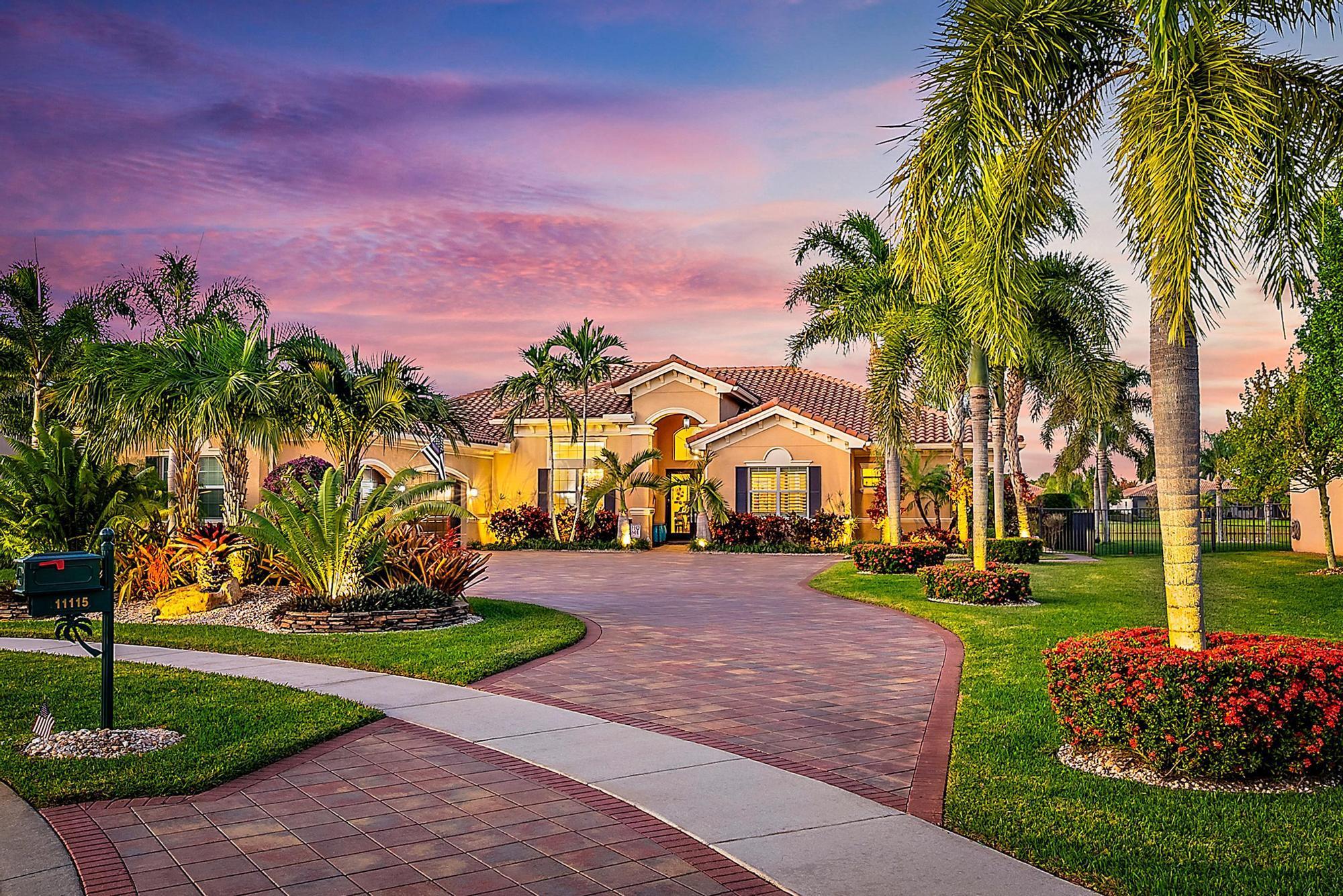 View photos, virtual tours, details... 11115 Rockledge View Drive