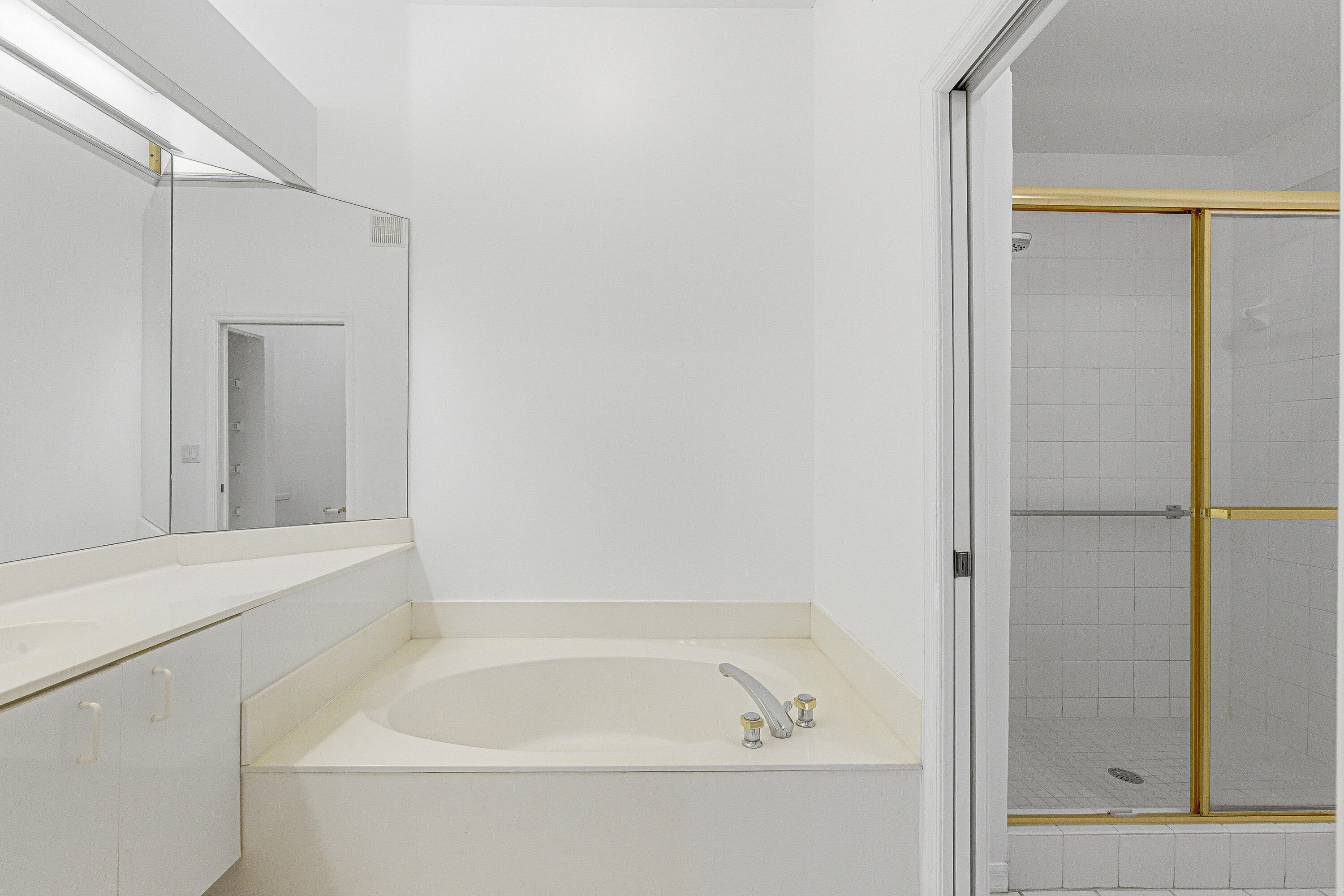 LOMBARDY REPLAT - Residential