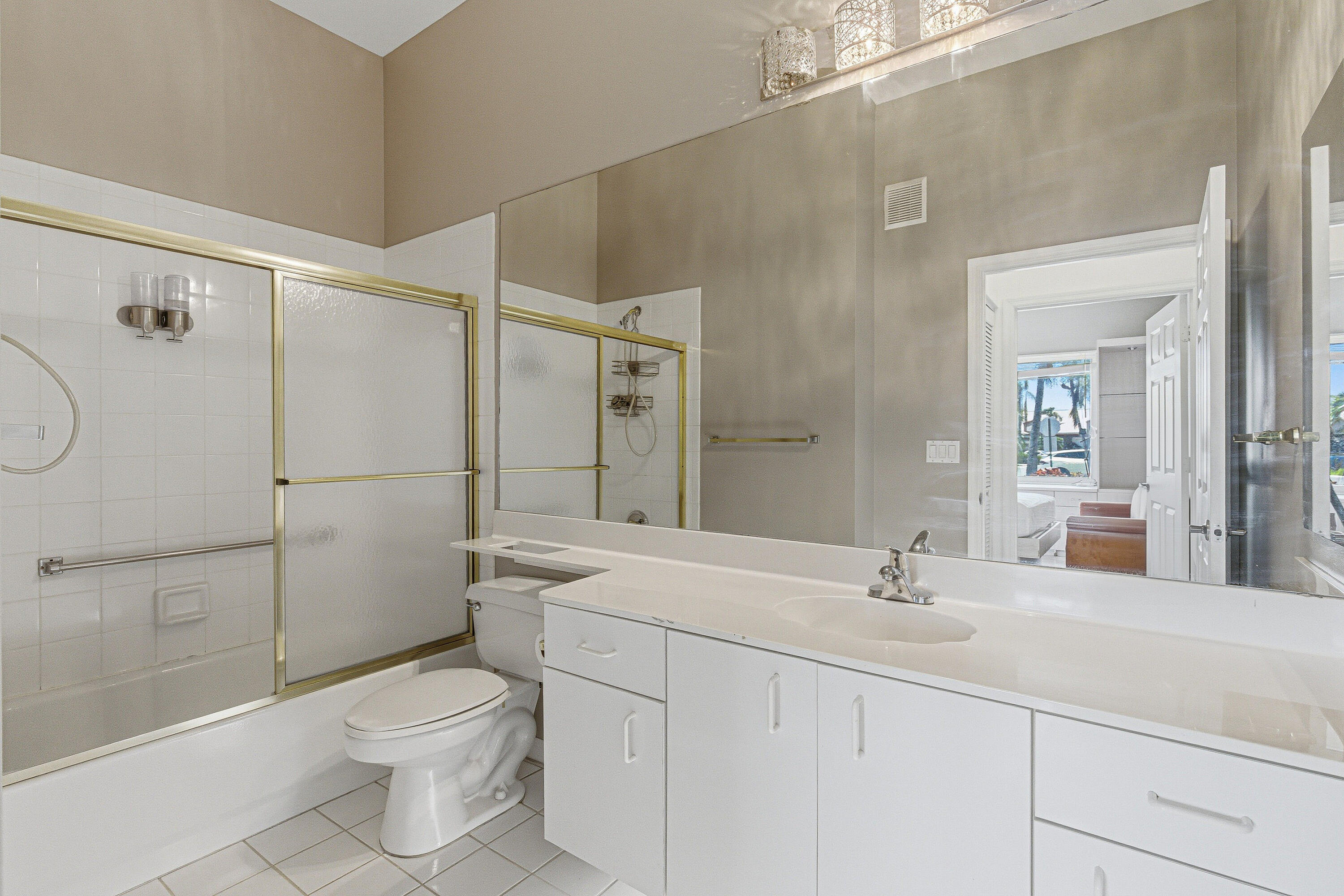 LOMBARDY REPLAT - Residential