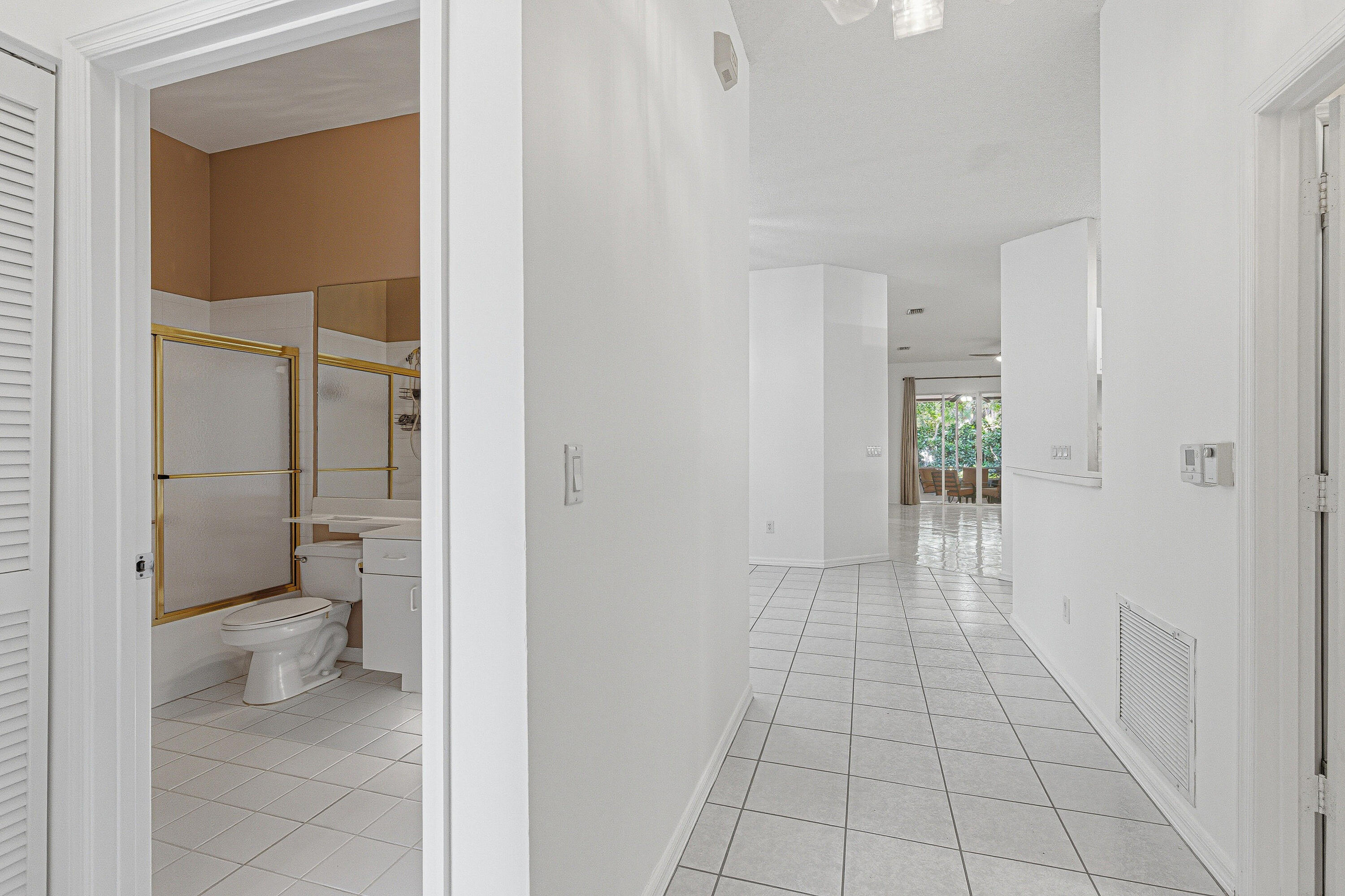 LOMBARDY REPLAT - Residential