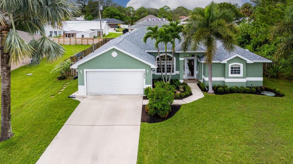 Photo of 1932 SW Beard Street, Port St Lucie, FL 34953 (MLS # R10917378)