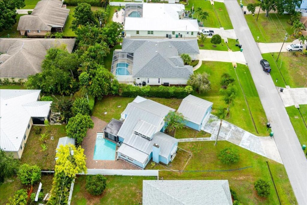 Photo of 1211 SE Mendavia Avenue, Port Saint Lucie, FL 34952 (MLS # R10996301)