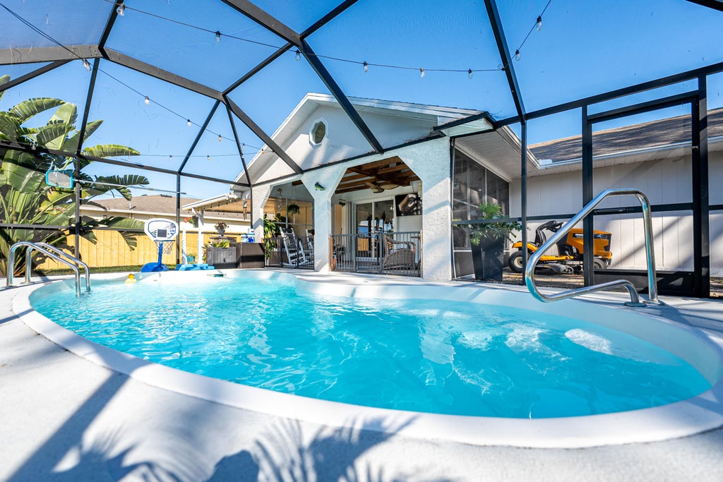 Photo of 1534 SW Kamchatka Avenue, Port Saint Lucie, FL 34953 (MLS # R11071039)