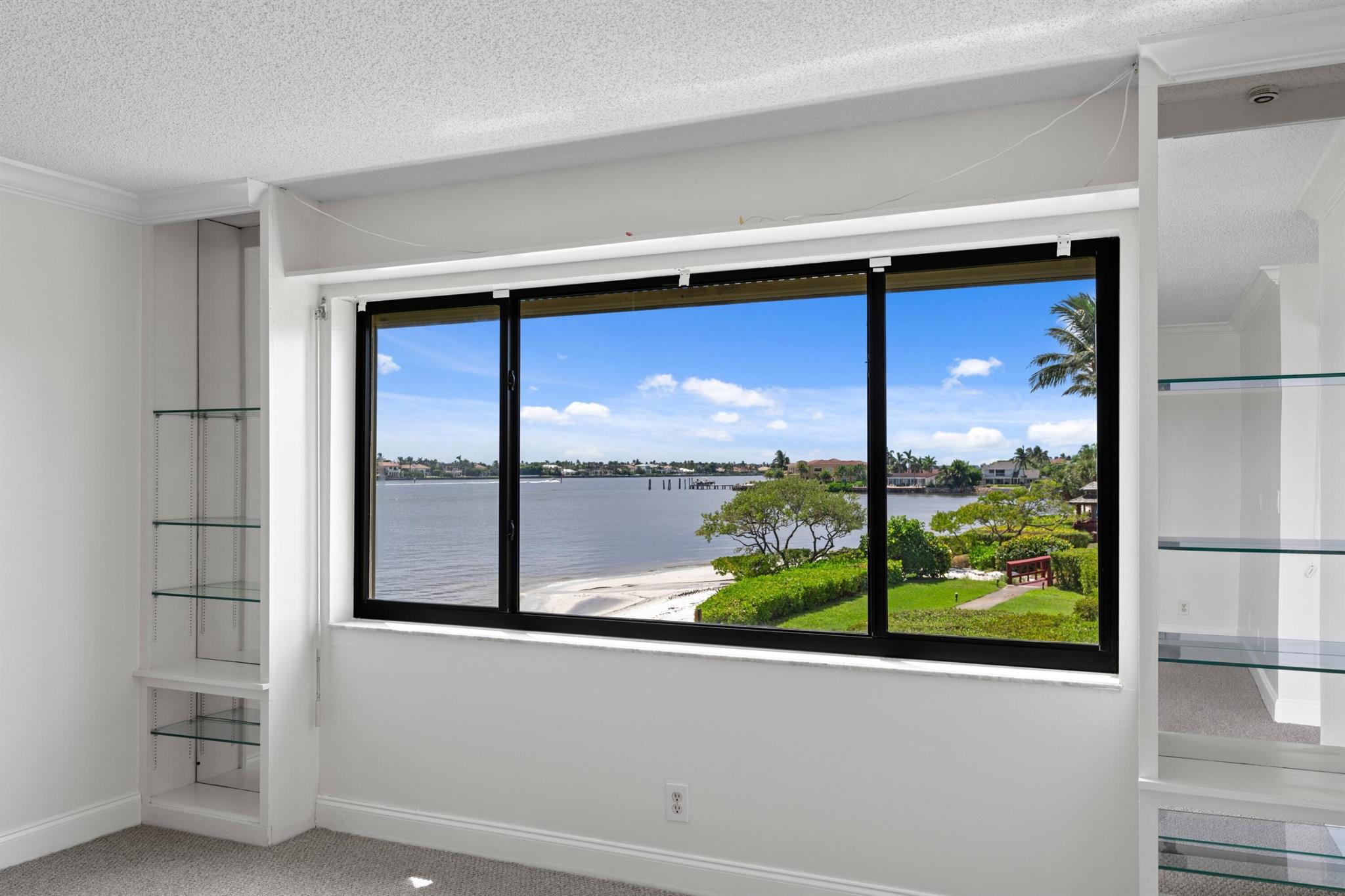 HALF MOON BAY CONDO PH I - Residential