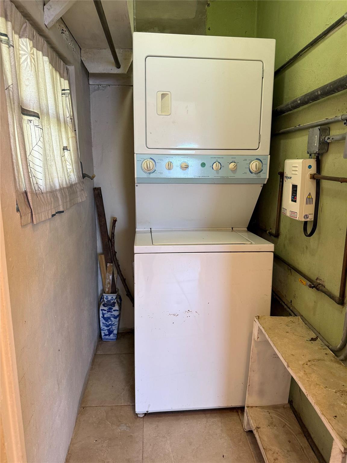 Sun Tan Village Sec 01 - Residential