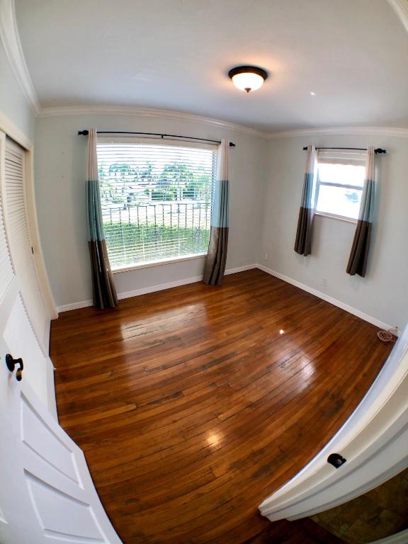 OCEAN HEIGHTS - Residential Lease