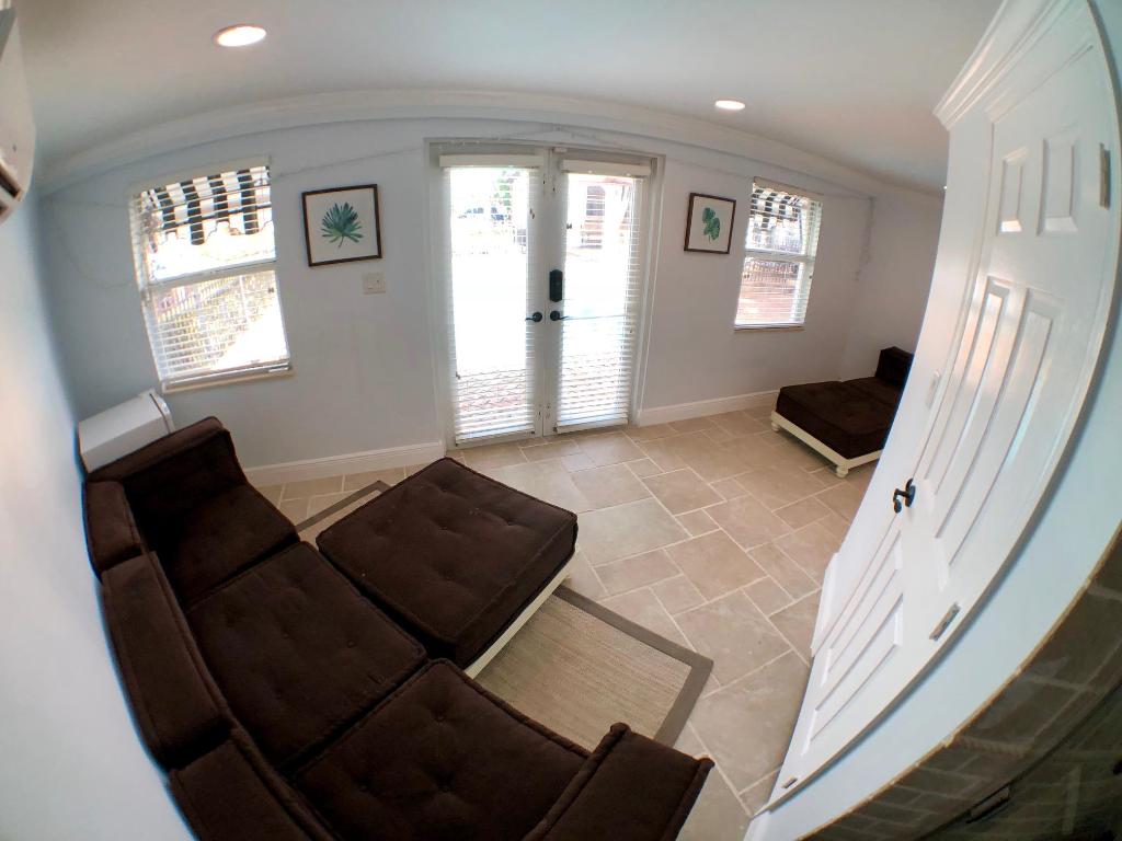 OCEAN HEIGHTS - Residential Lease