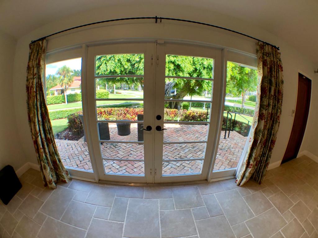 OCEAN HEIGHTS - Residential Lease