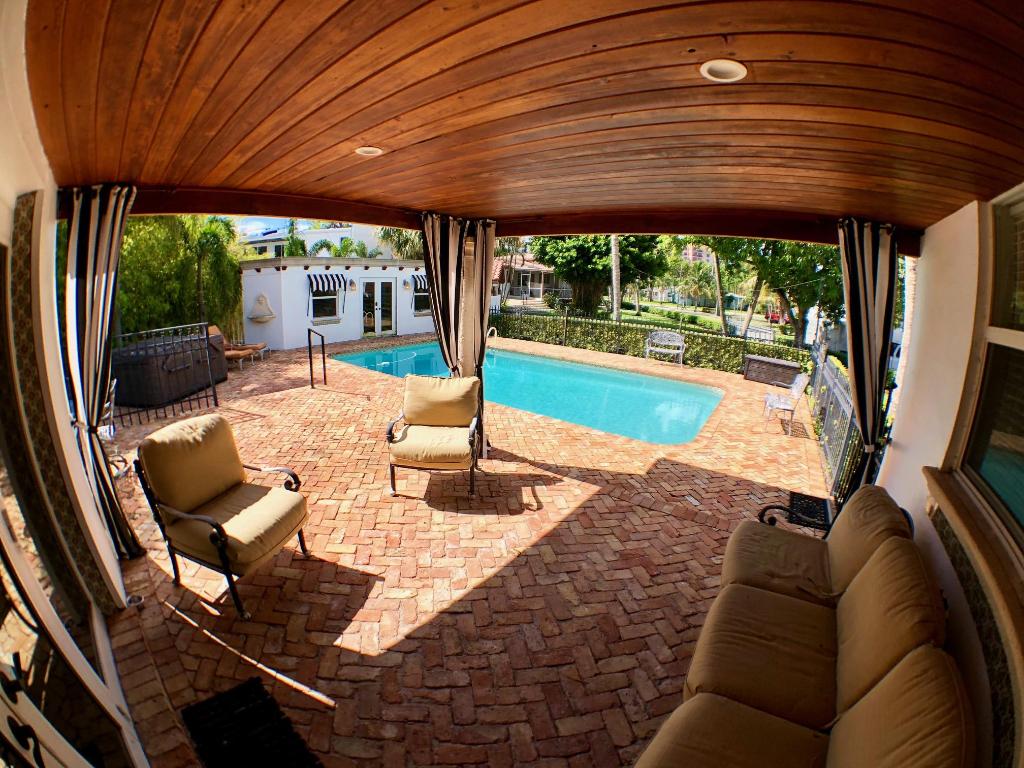 OCEAN HEIGHTS - Residential Lease