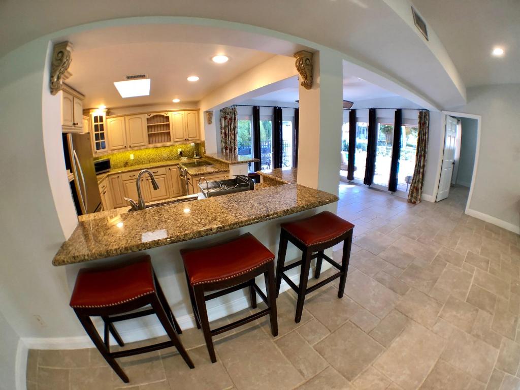 OCEAN HEIGHTS - Residential Lease