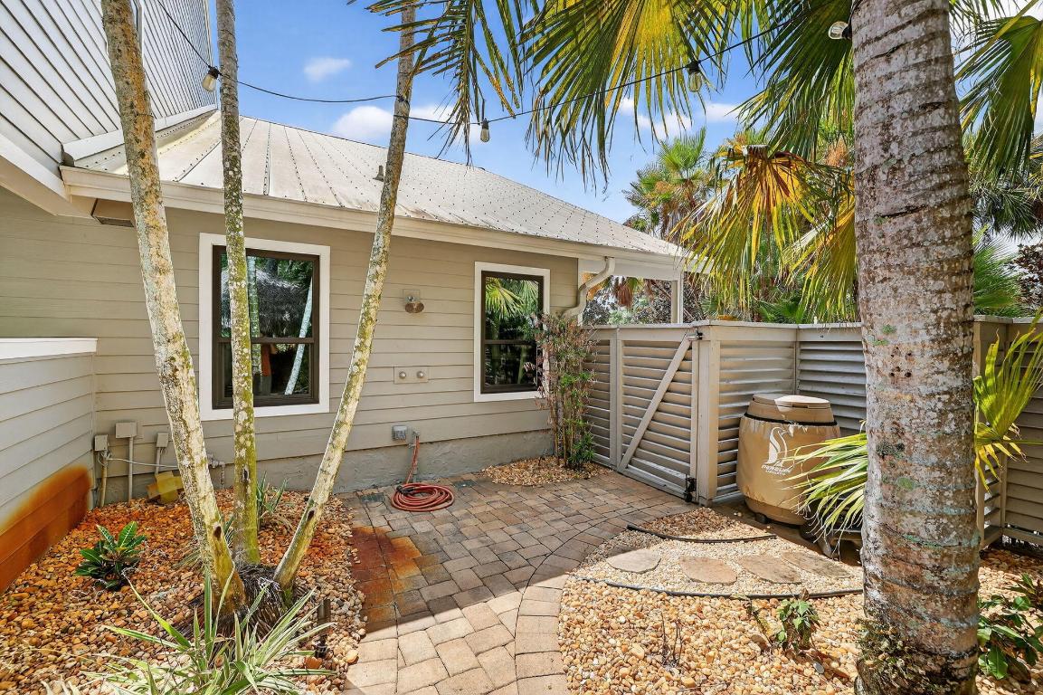 CRANE CREEK COUNTRY CLUB - Residential