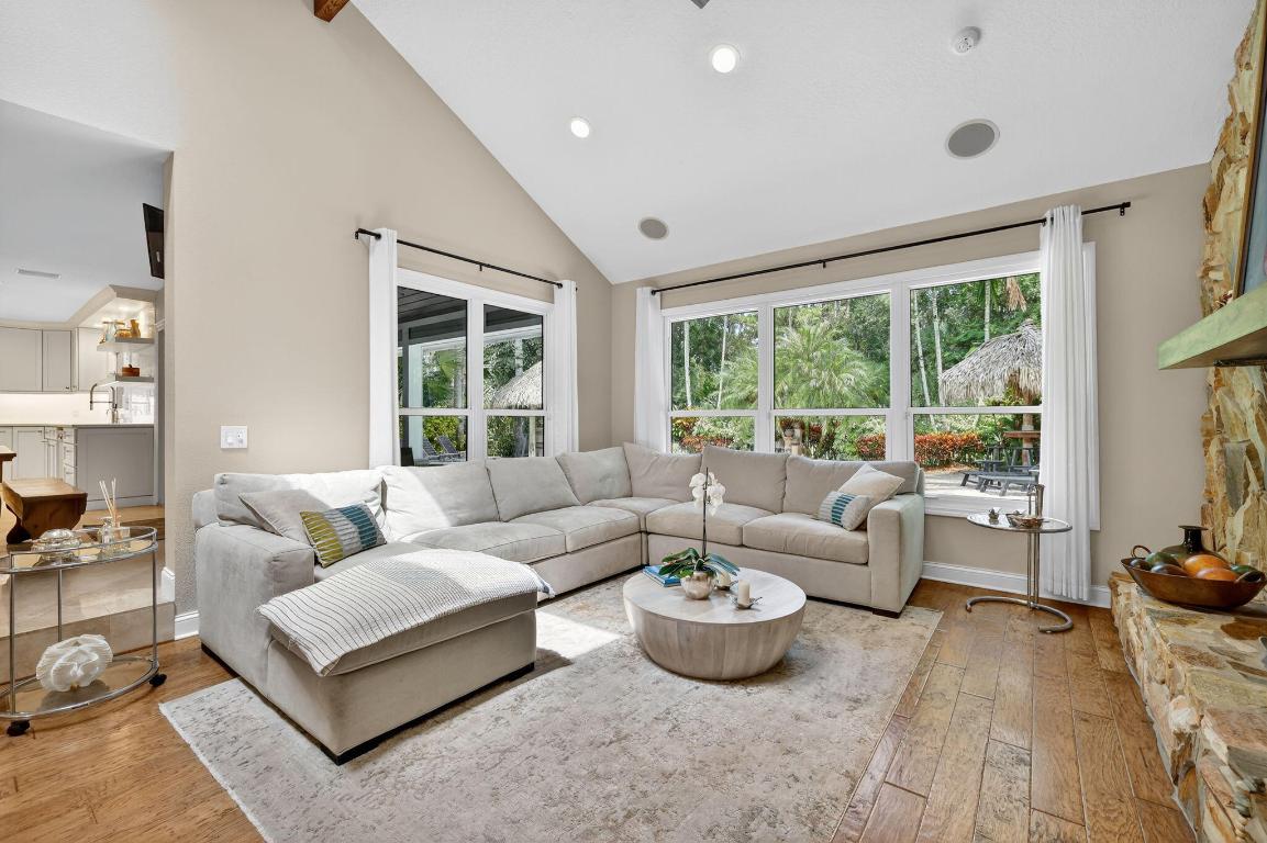 CRANE CREEK COUNTRY CLUB - Residential