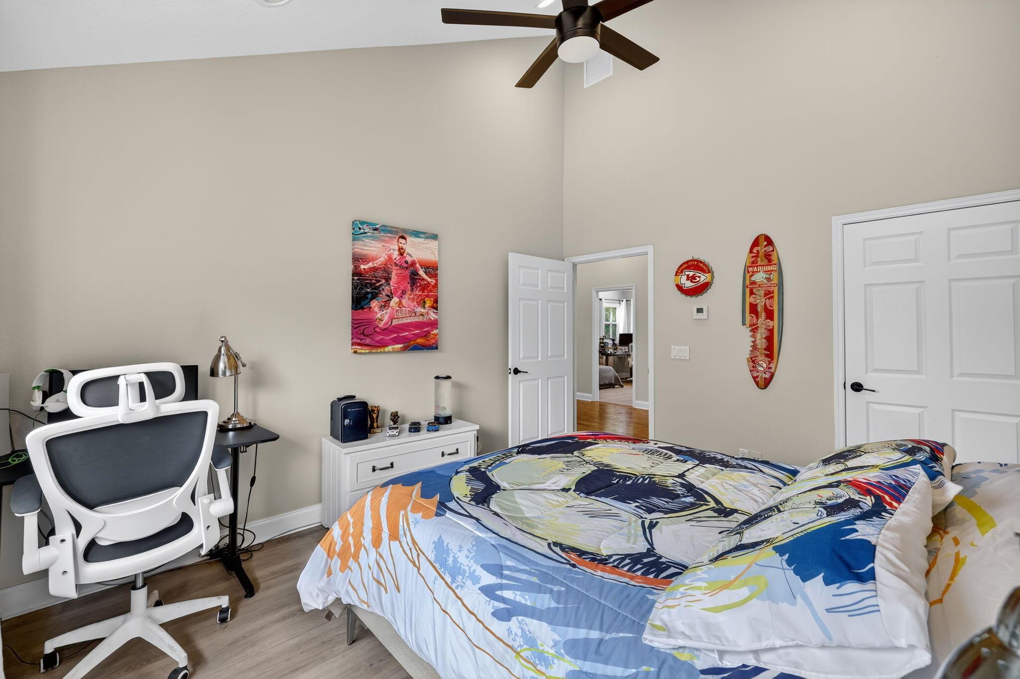 CRANE CREEK COUNTRY CLUB - Residential