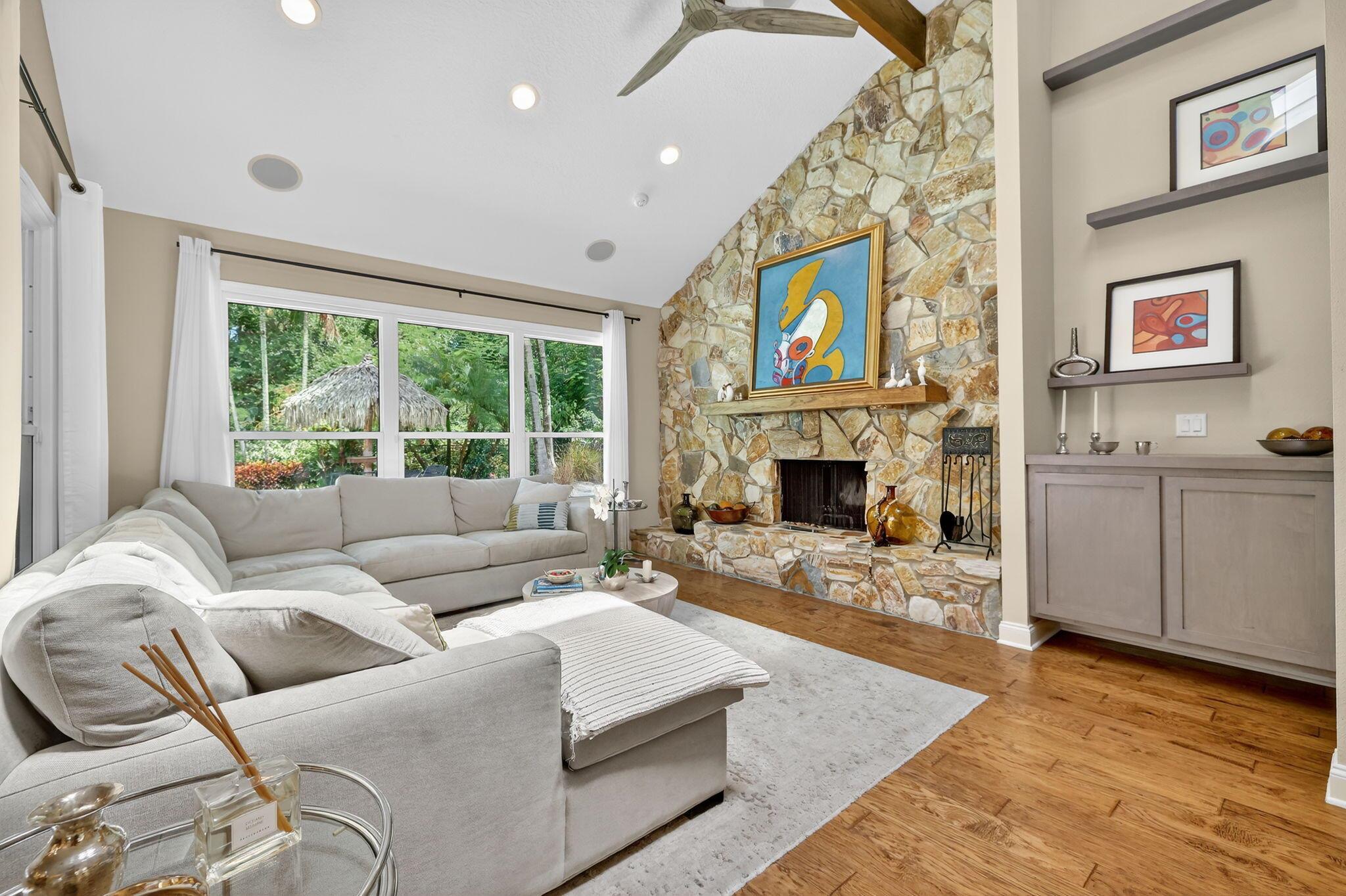 CRANE CREEK COUNTRY CLUB - Residential