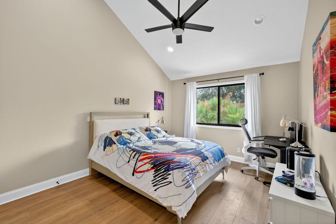 CRANE CREEK COUNTRY CLUB - Residential