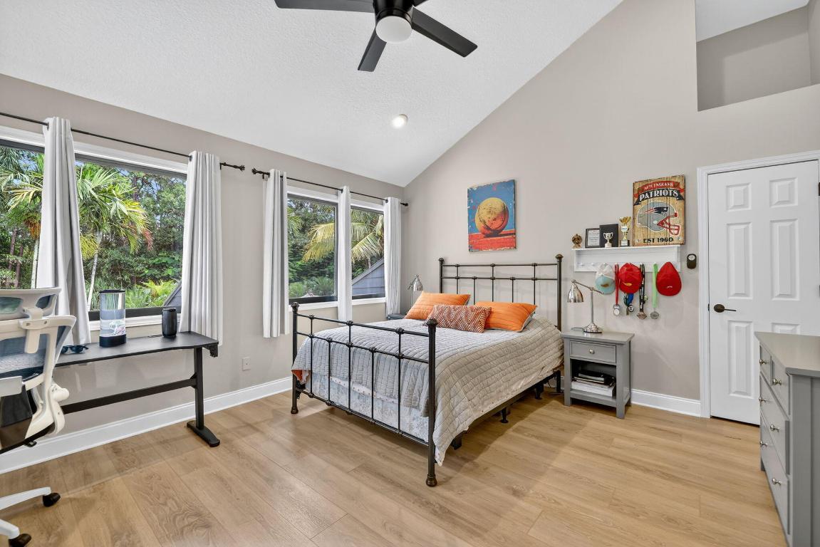 CRANE CREEK COUNTRY CLUB - Residential