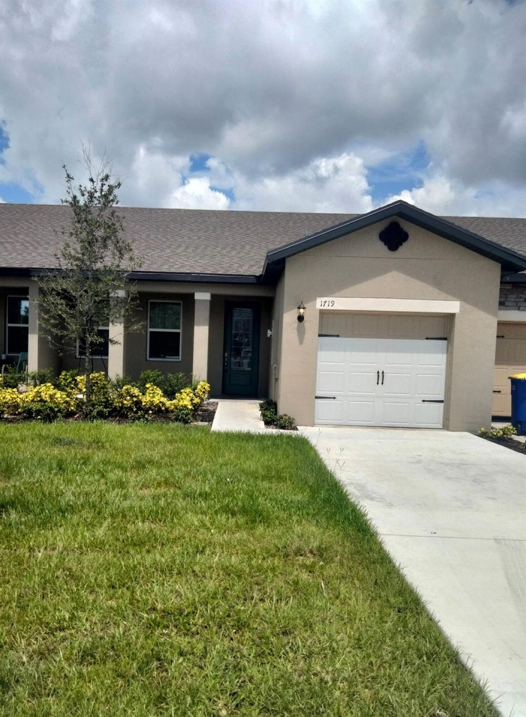 Photo of 1719 Party Place, Fort Pierce, FL 34947 (MLS # R10914078)