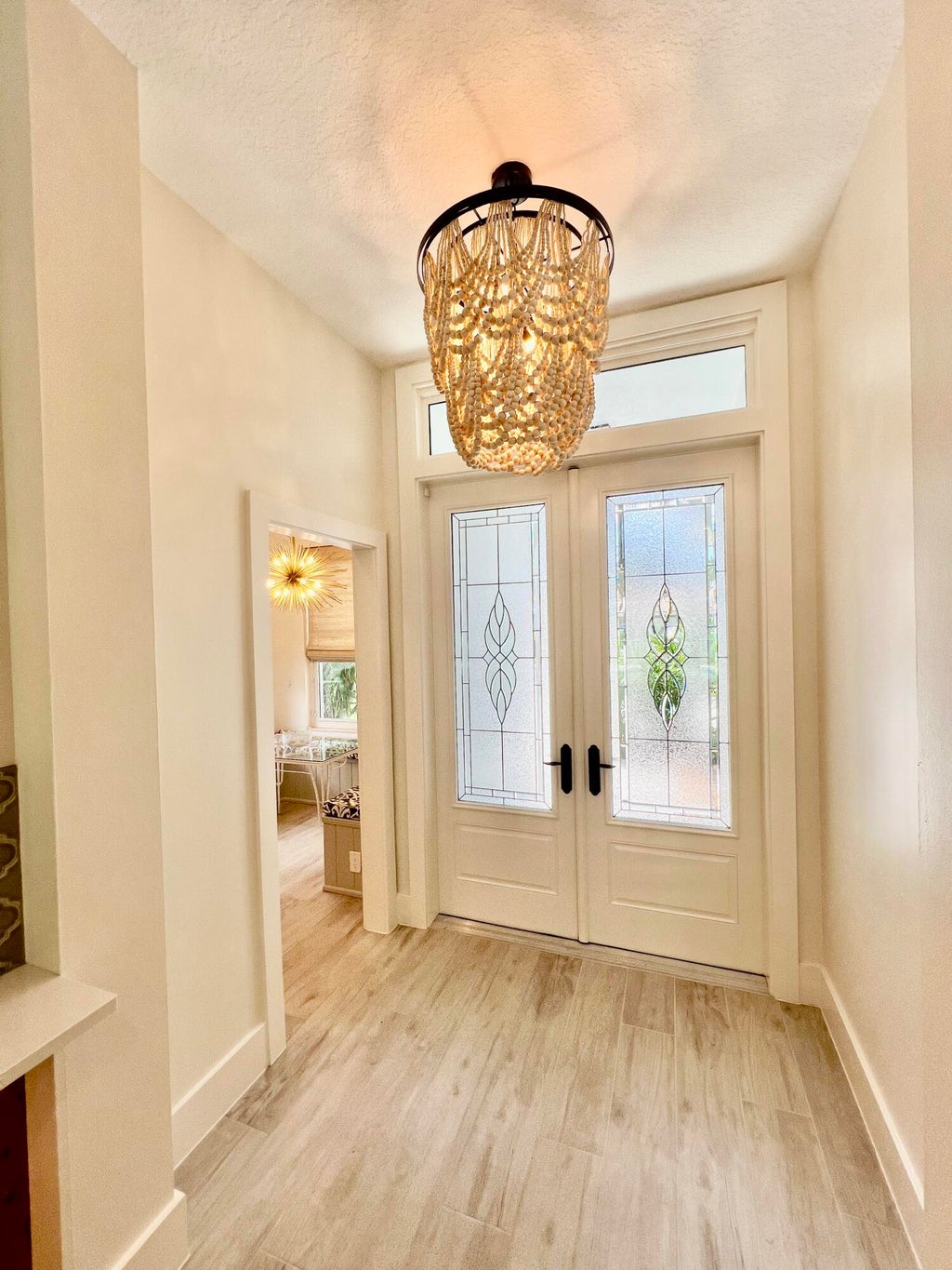Photo of 200 Hampton Circle, Jupiter, FL 33458 (MLS # R11002921)