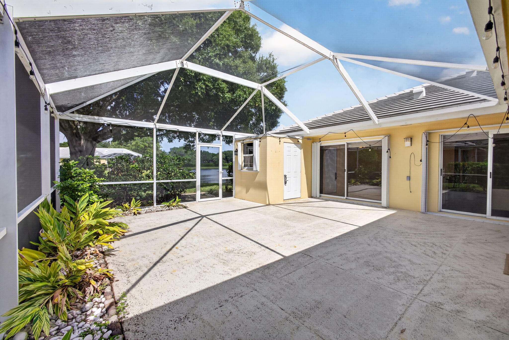 LAKE CATHERINE - Residential