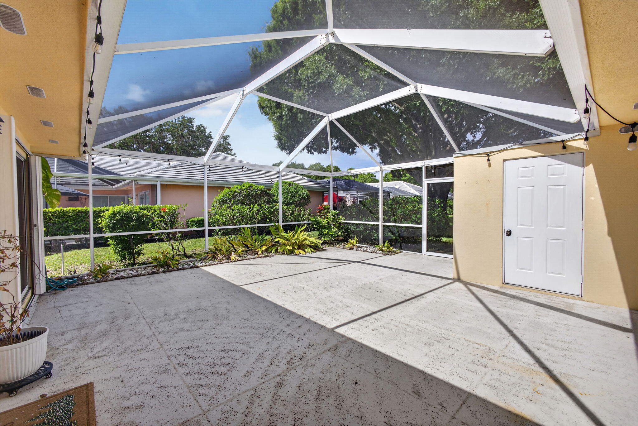 LAKE CATHERINE - Residential