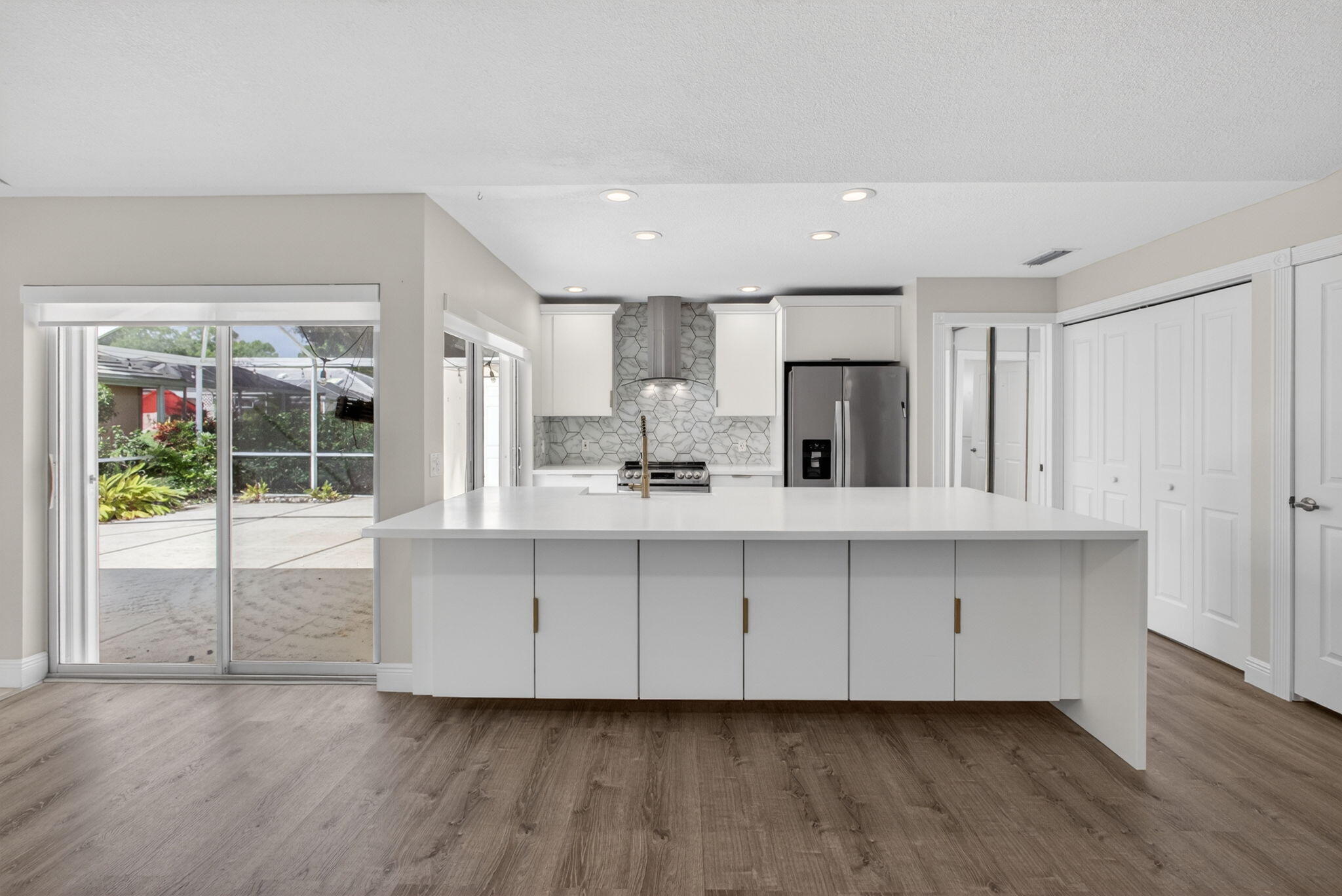 LAKE CATHERINE - Residential