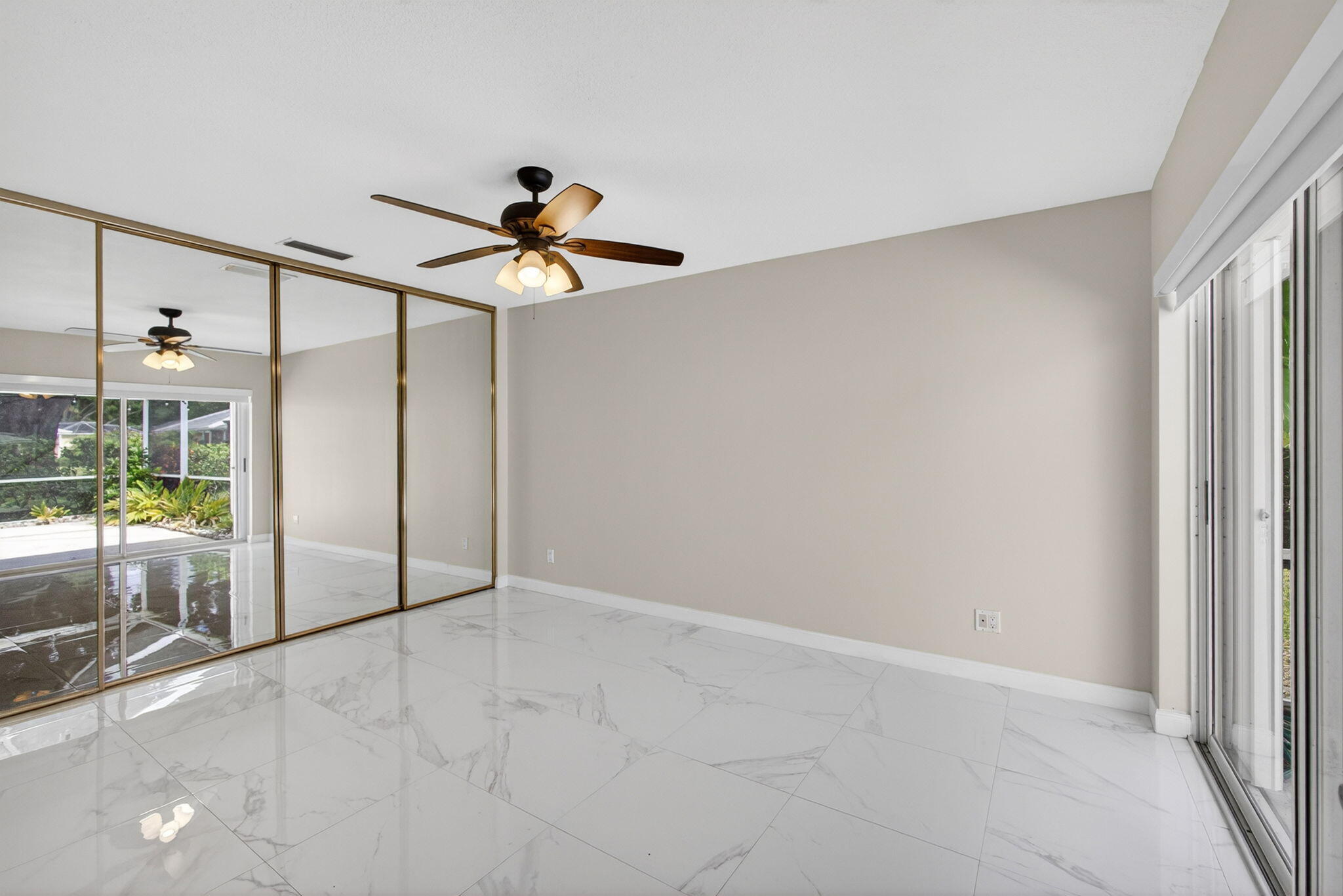 LAKE CATHERINE - Residential