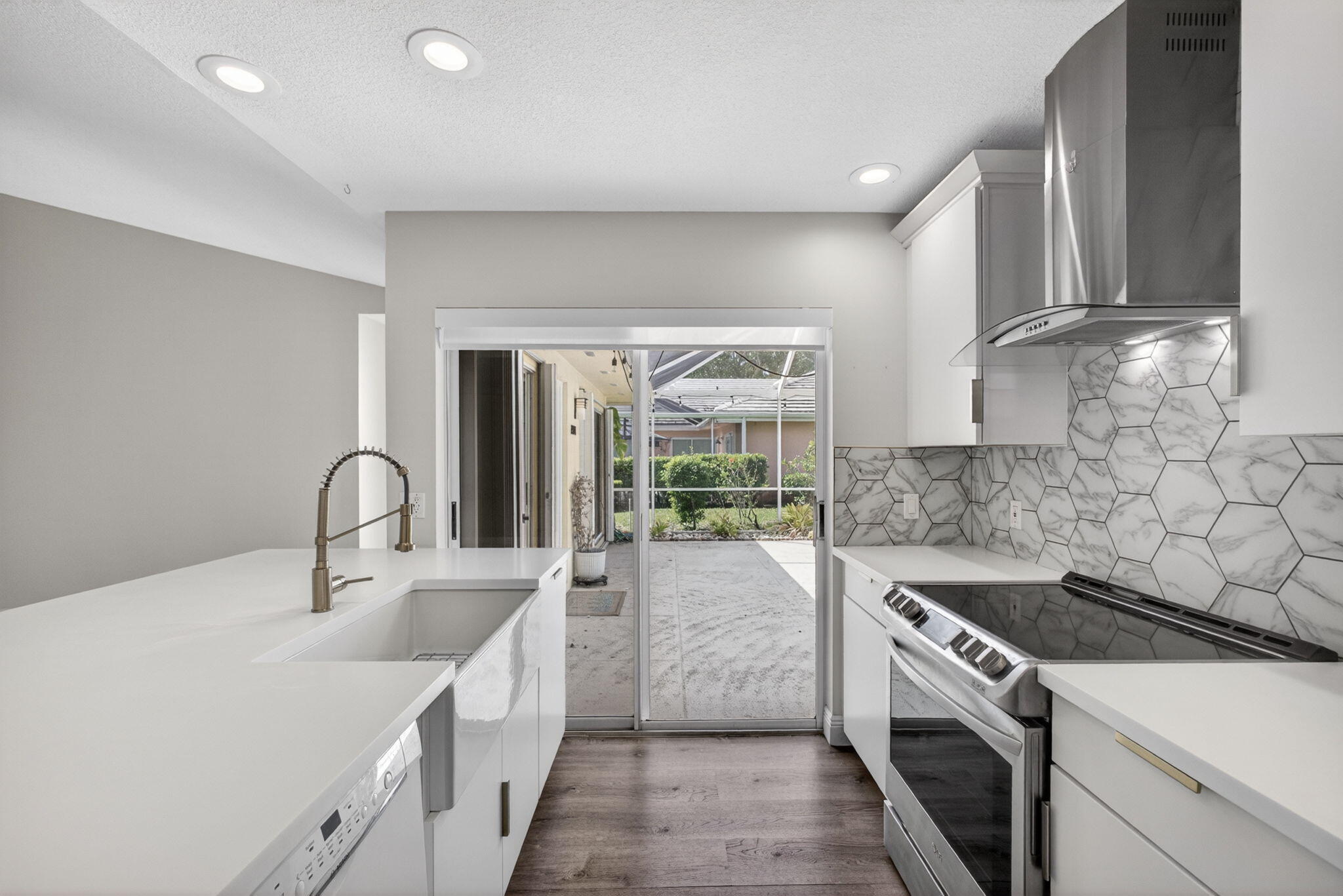 LAKE CATHERINE - Residential