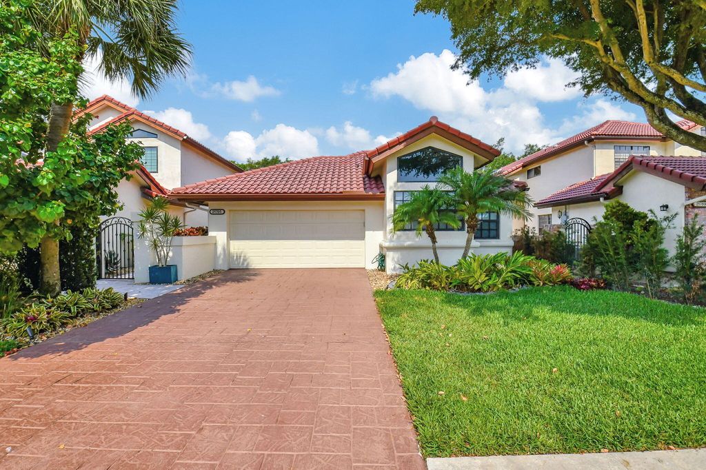 Photo of 21795 Town Place Drive, Boca Raton, FL 33433 (MLS # R10984263)