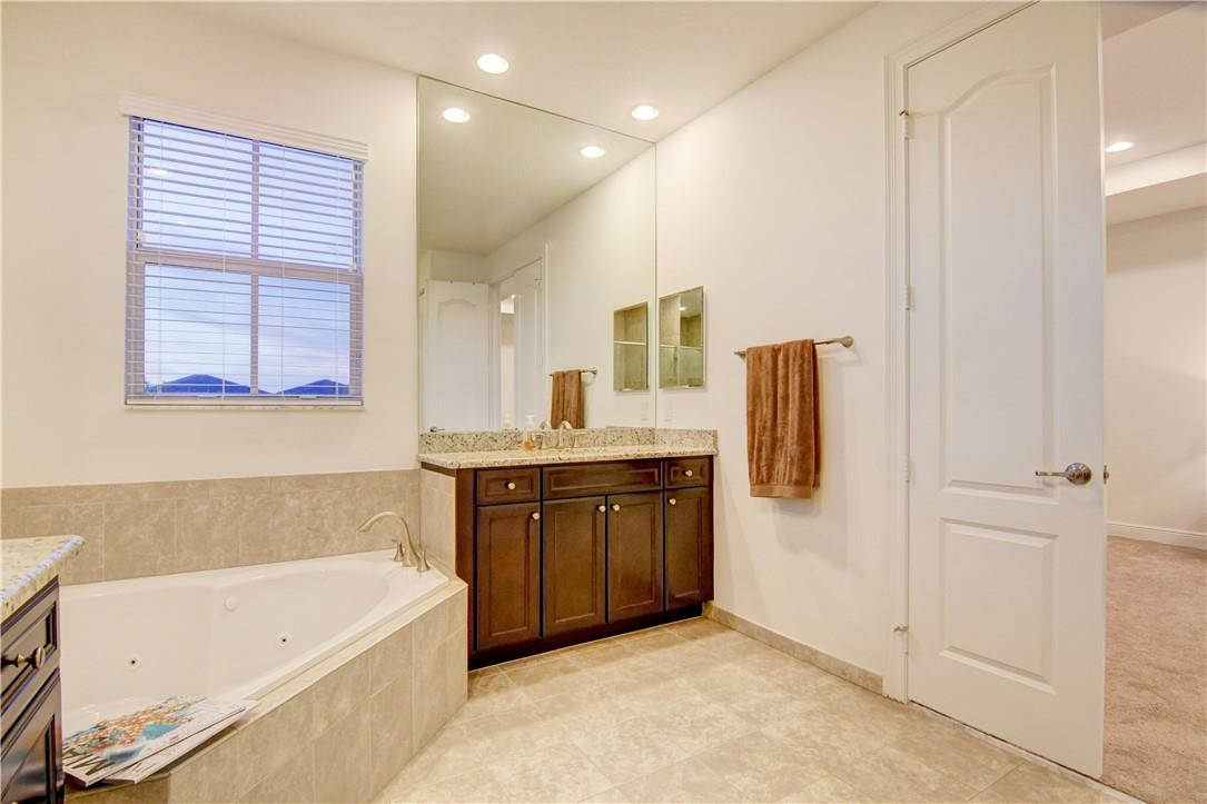 MiraLago - Residential