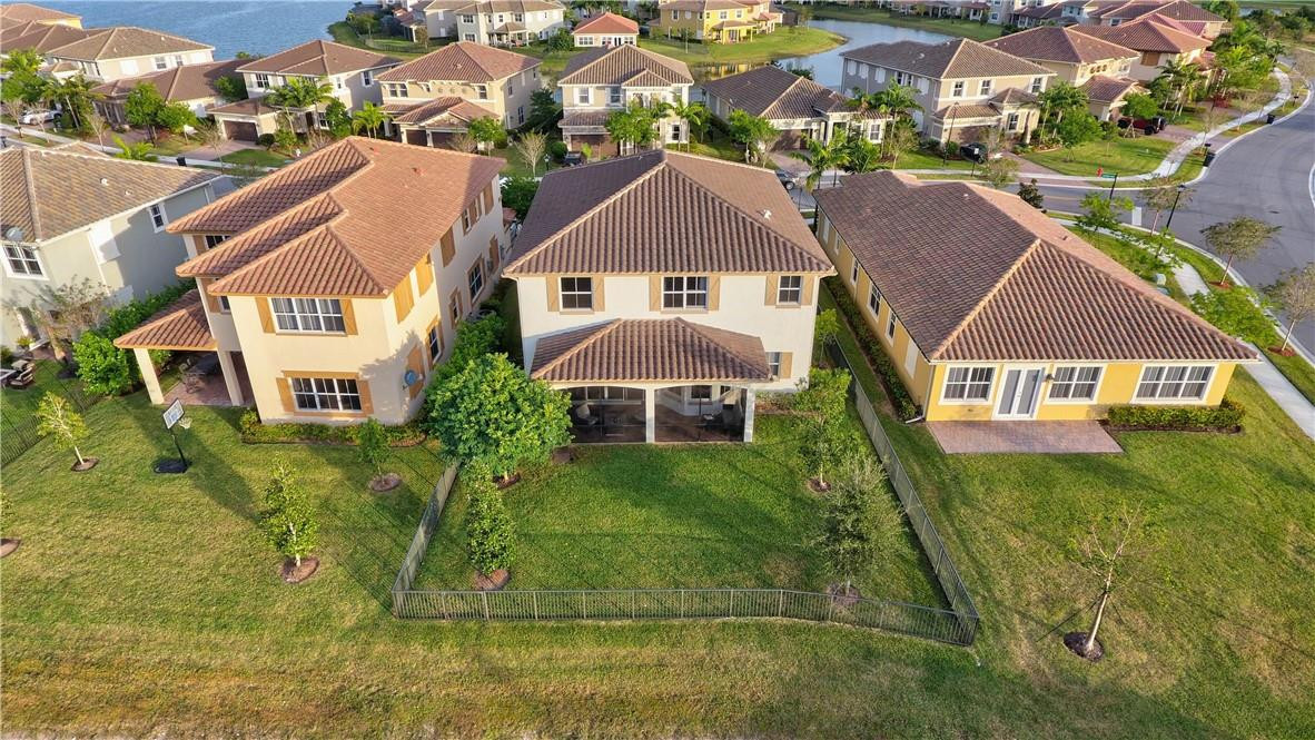 MiraLago - Residential