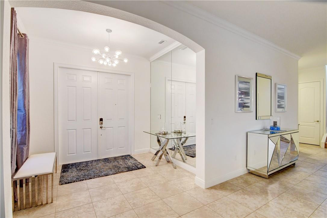 MiraLago - Residential