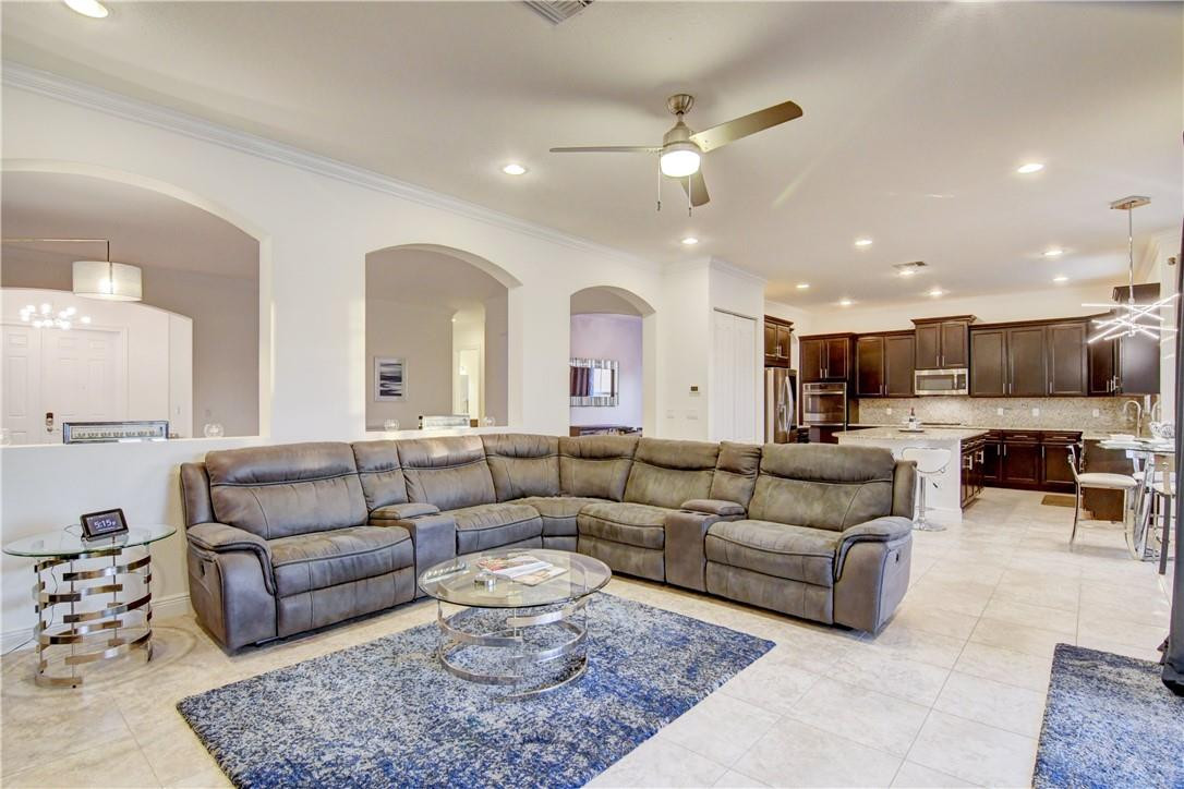 MiraLago - Residential