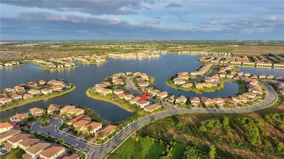 MiraLago - Residential