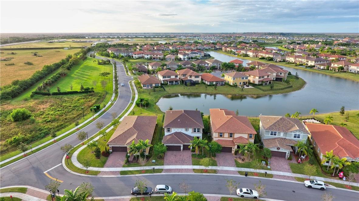 MiraLago - Residential