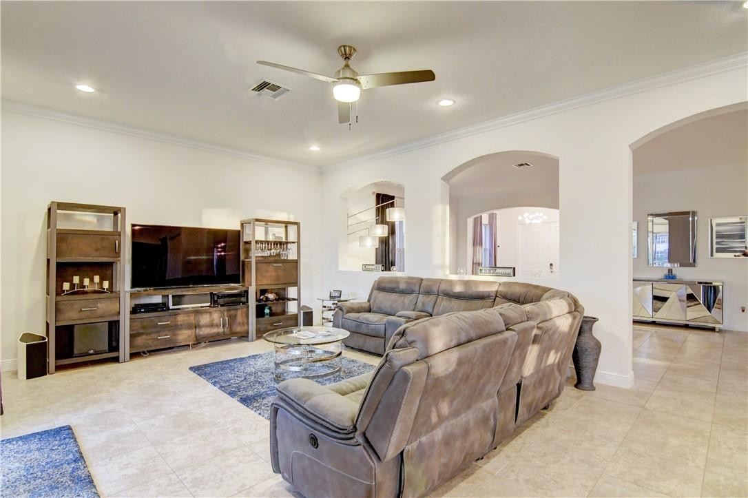 MiraLago - Residential