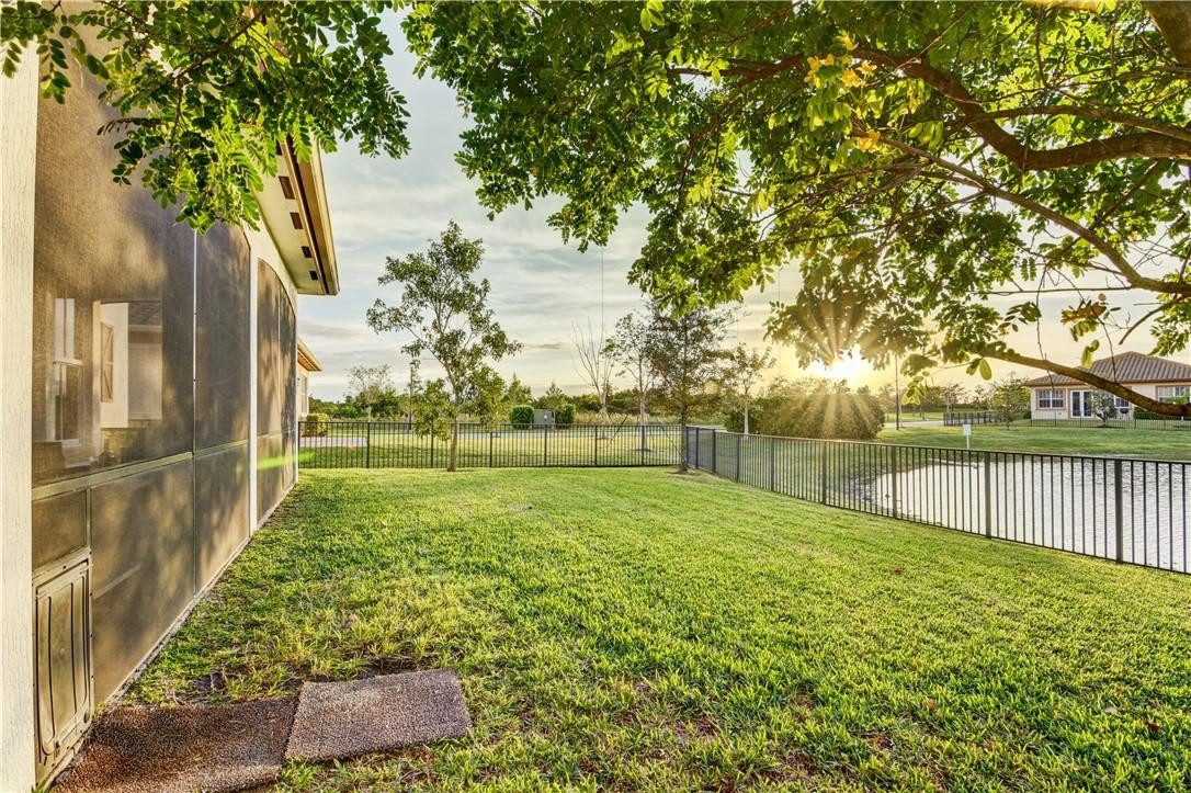 MiraLago - Residential