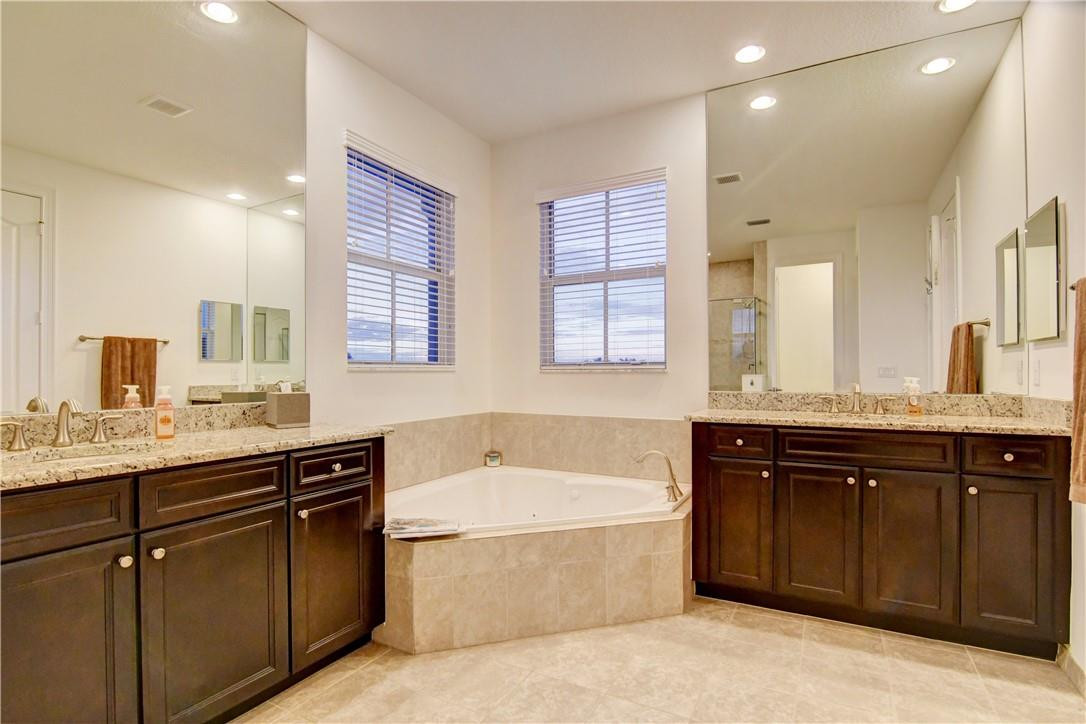 MiraLago - Residential