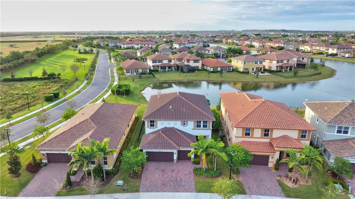 MiraLago - Residential