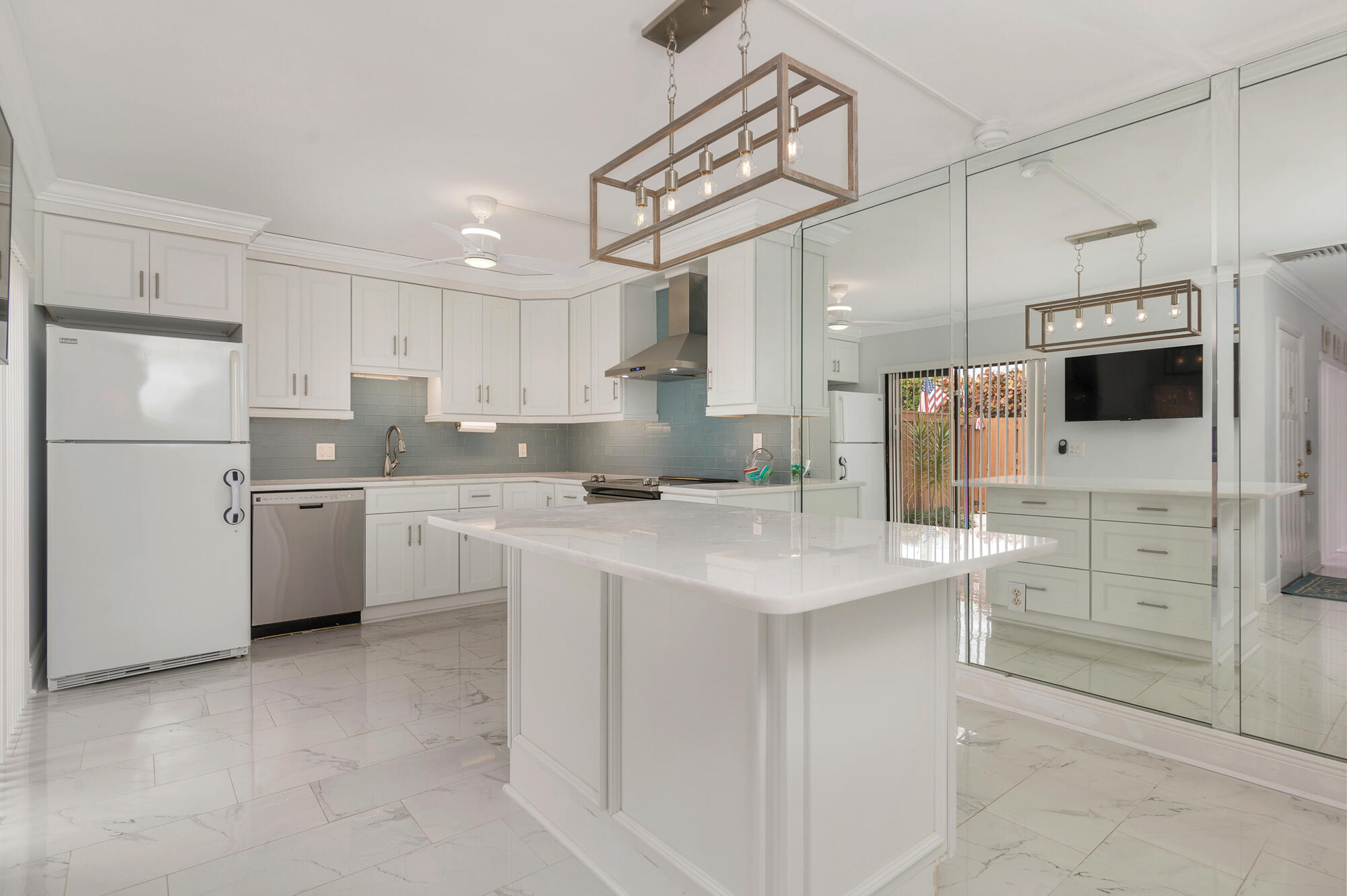 TEQUESTA HILLS CONDO - Residential