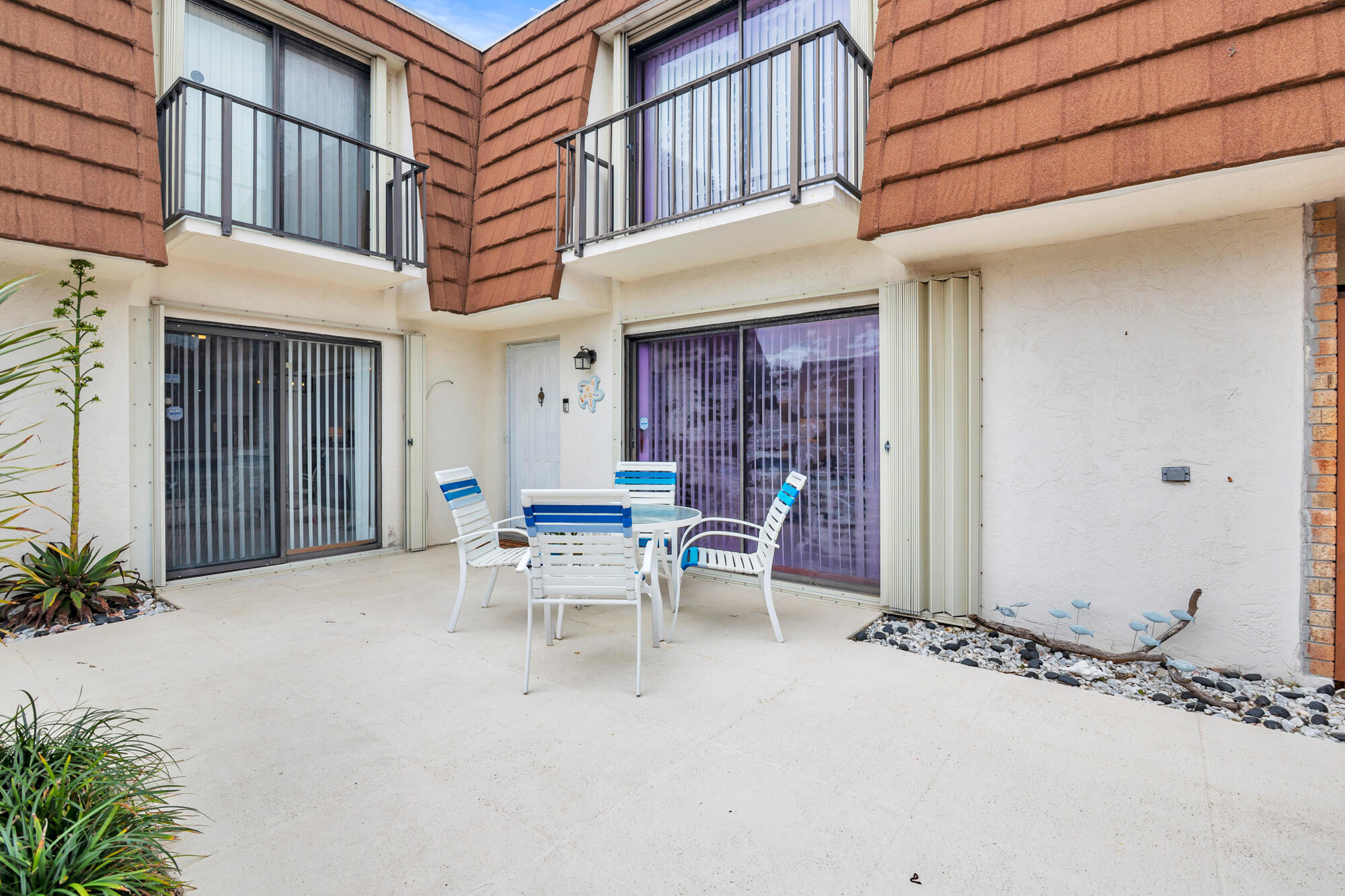 3900 County Line Road 6a