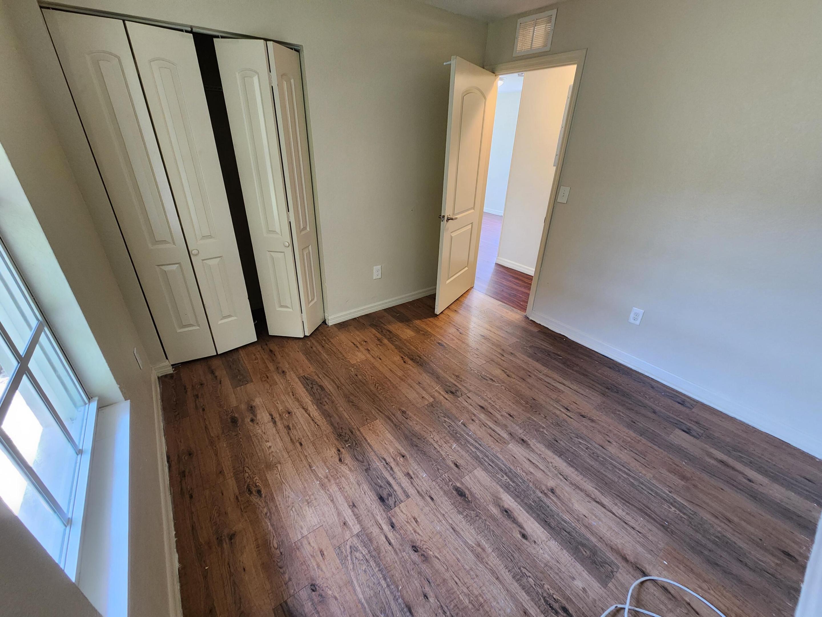 727 22nd Street A & B