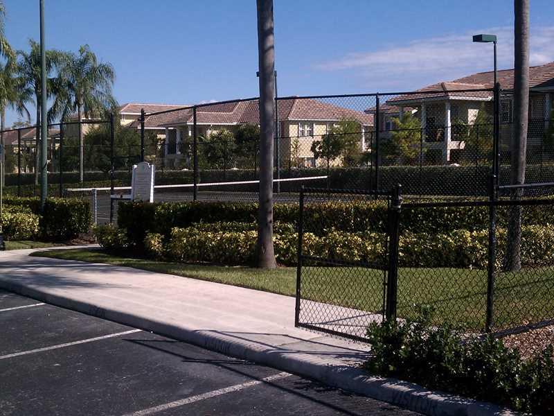 EVERGREEN LAKES - Residential