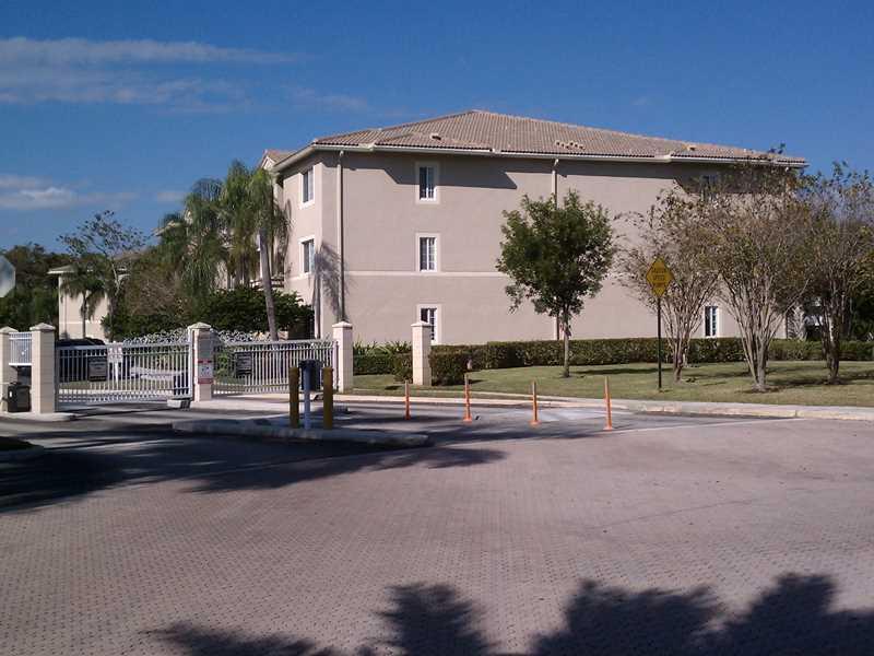 EVERGREEN LAKES - Residential