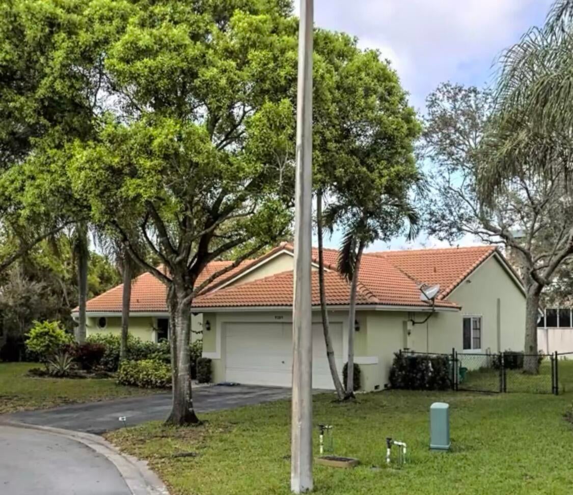 9285 NW 44TH Court