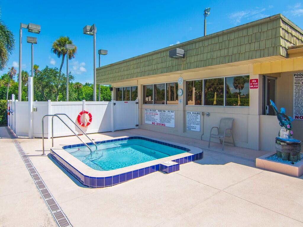 Vista Gardens Trail - Residential