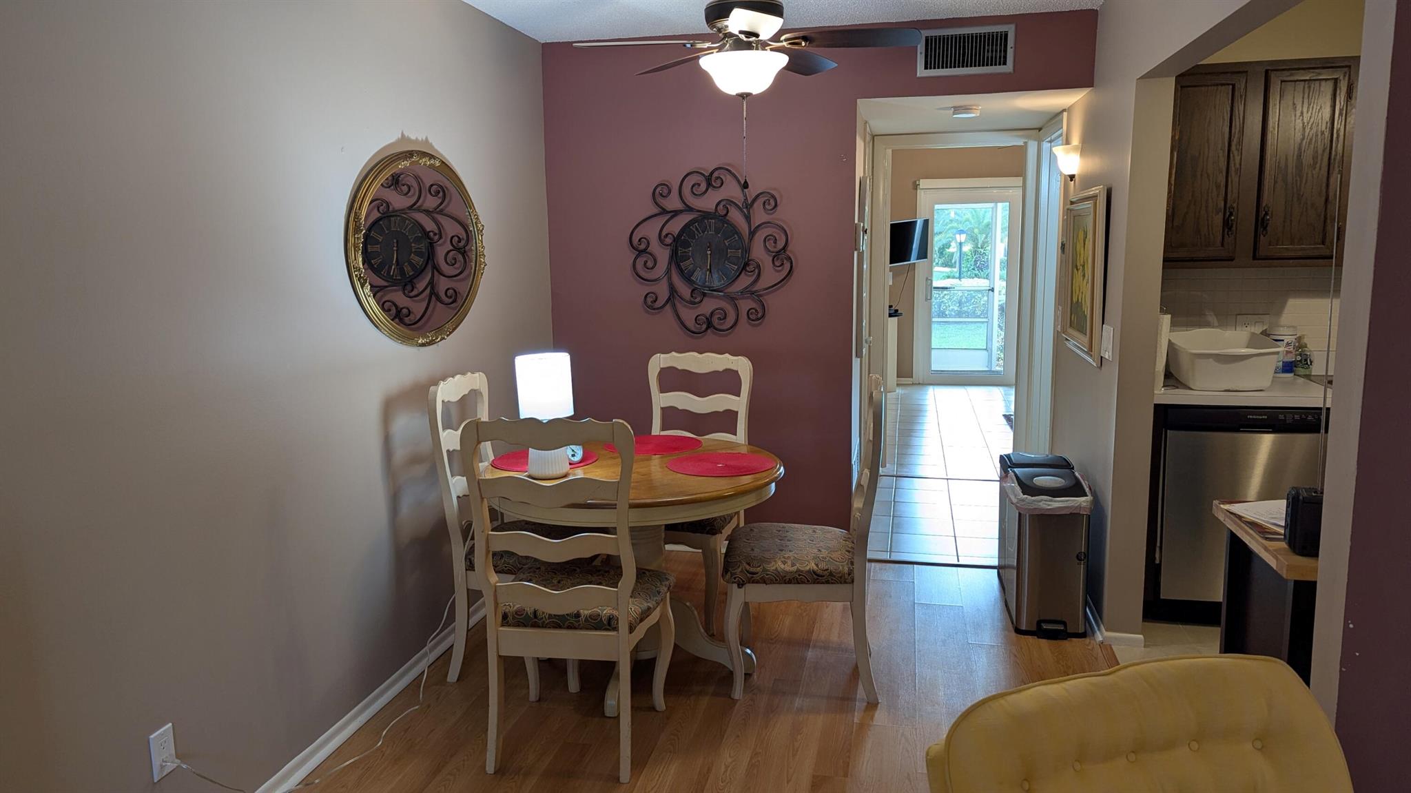 Vista Gardens Trail - Residential