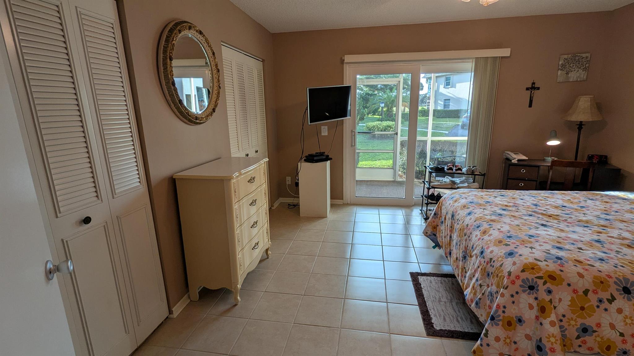 Vista Gardens Trail - Residential